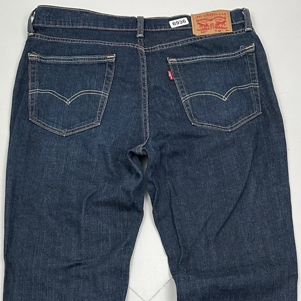 Levi’s 541 Athletic Taper Jeans Men’s Fits 36x34 Dark Wash Blue Denim Stretch